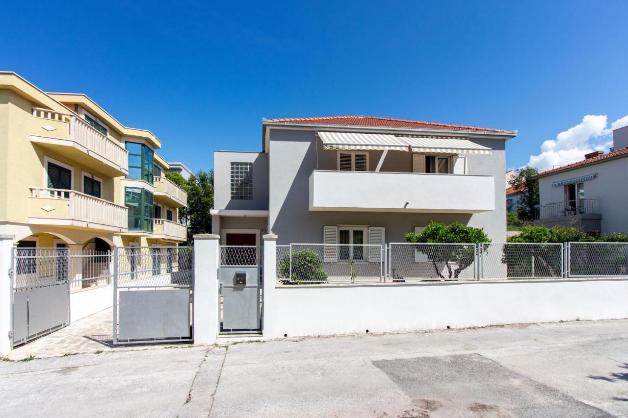 Apartment Fortunella Split Exteriör bild