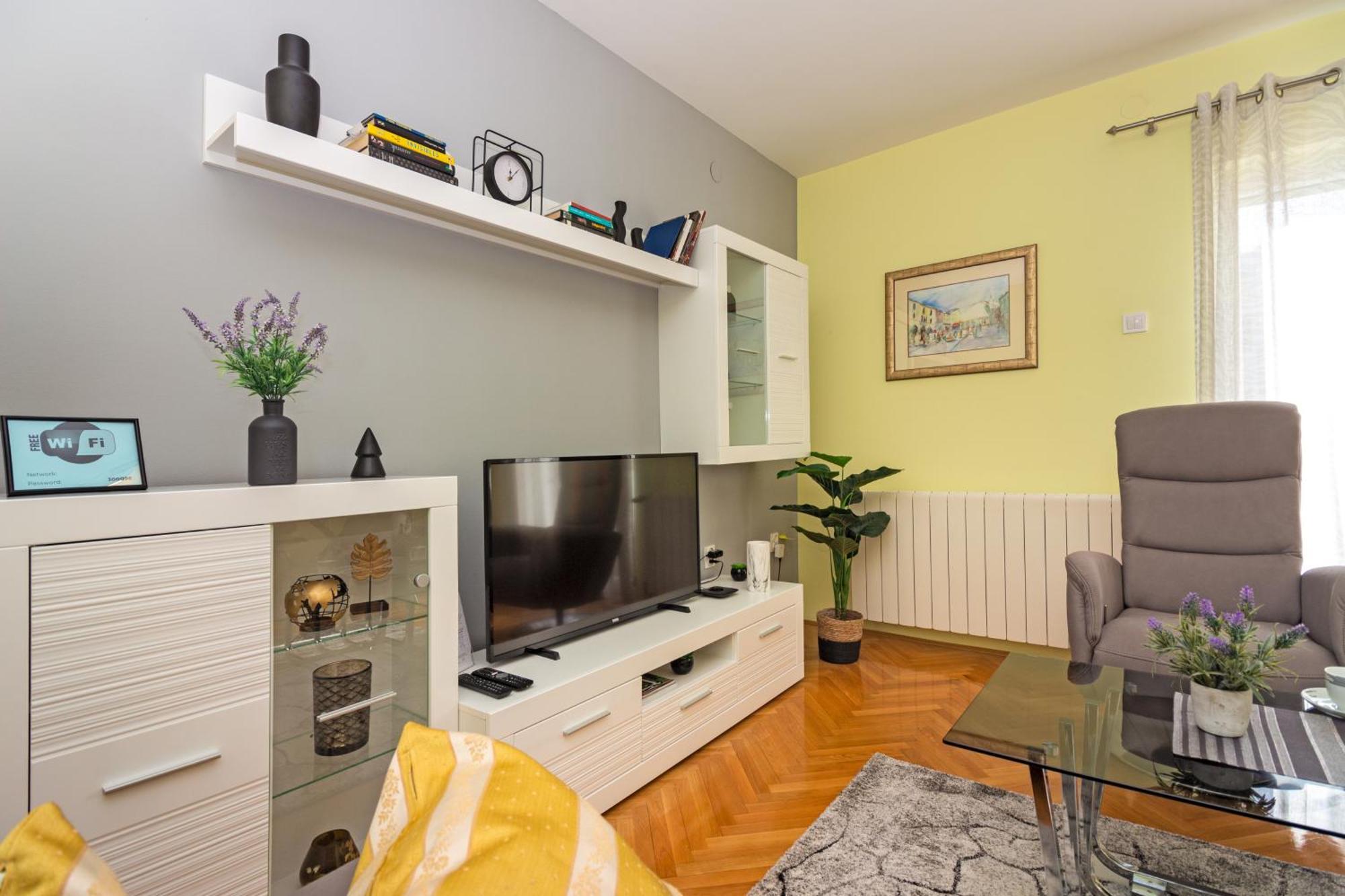 Apartment Fortunella Split Exteriör bild